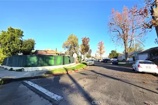 14007 Parthenia, Panorama City, CA 91402 - Photo 21