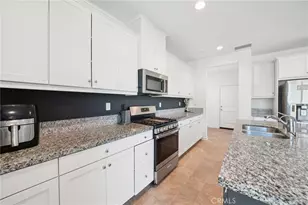 36927 Arezzo Ct, Beaumont, CA 92223 - Photo 13