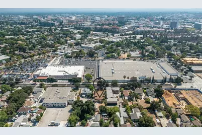 823 N Orange Grove Boulevard, Pasadena, CA 91103 - Photo 13