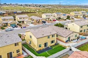 16617 Desert Lily St, Victorville, CA 92394 - Photo 51