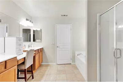 16617 Desert Lily Street, Victorville, CA 92394 - Photo 33