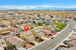 16617 Desert Lily St, Victorville, CA 92394 - Photo 49