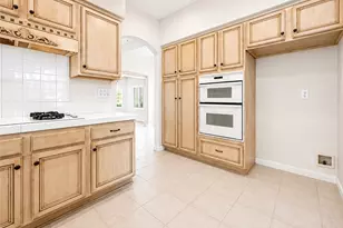 1535 Upland Hills Dr, Upland, CA 91786 - Photo 11
