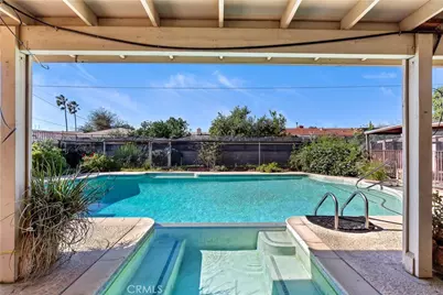 9850 Lombardy, Bloomington, CA 92316 - Photo 35