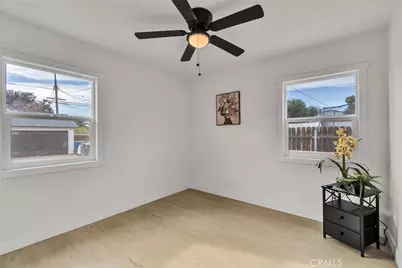 871 W 29th Street, San Bernardino, CA 92405 - Photo 21