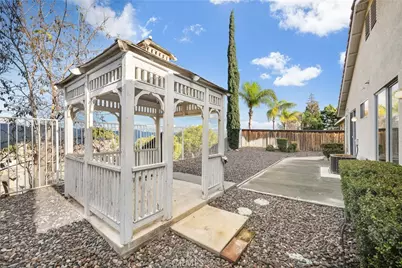 13608 Abington, Corona, CA 92883 - Photo 9