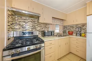 4400 W Florida Ave, Hemet, CA 92545 - Photo 9