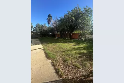 943 W Valencia Street, Rialto, CA 92376 - Photo 13