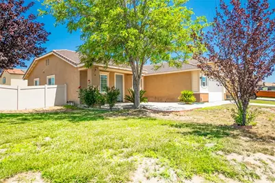 605 Wildrose, San Jacinto, CA 92582 - Photo 1