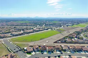 15765 Kings Peak Dr, Fontana, CA 92336 - Photo 35