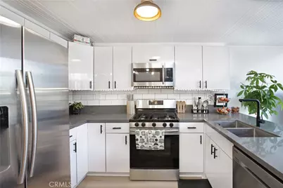 5036 Aldama, Los Angeles, CA 90042 - Photo 9