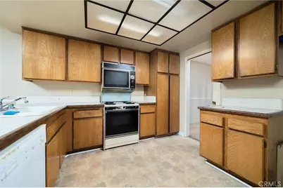 1366 Oahu, West Covina, CA 91792 - Photo 13