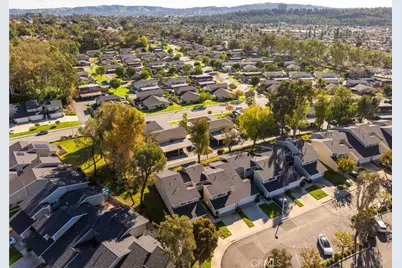 1366 Oahu, West Covina, CA 91792 - Photo 37