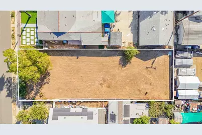 132 E Peck Street, Lake Elsinore, CA 92530 - Photo 3