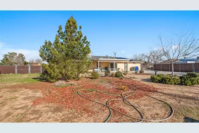 11639 Pagosi Road, Apple Valley, CA 92308 - Photo 27