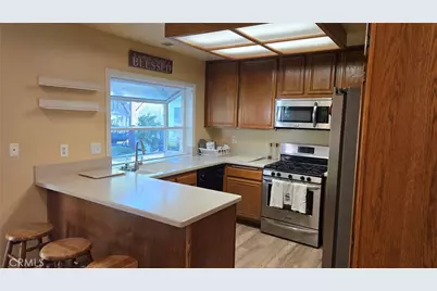 11268 Green Glen Street, Moreno Valley, CA 92557 - Photo 7