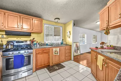 2755 Arrow #12, La Verne, CA 91750 - Photo 15