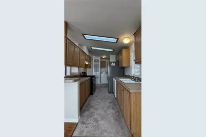 301 E Foothill Blvd #80, Pomona, CA 91767 - Photo 7