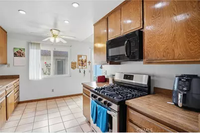 1252 N Citrus #2, Covina, CA 91722 - Photo 11