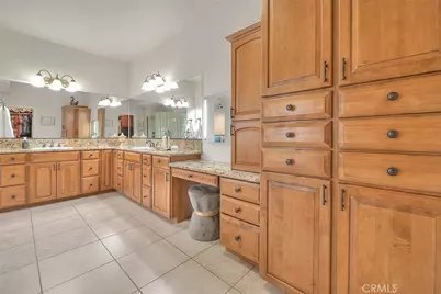 7821 Lyons, Hesperia, CA 92345 - Photo 39