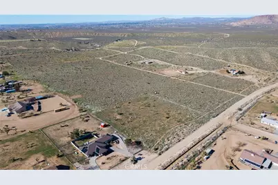 9588 Milpas, Apple Valley, CA 92308 - Photo 17