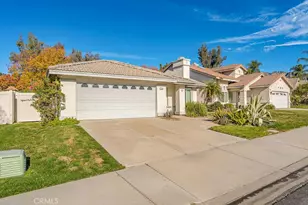 7770 Somerset Ln, Highland, CA 92346 - Photo 3