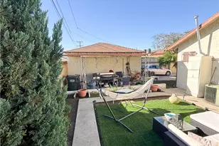 1658 W 109th Pl, Los Angeles, CA 90047 - Photo 21