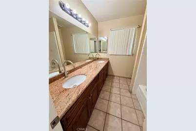 15939 Tyrol, Fontana, CA 92337 - Photo 19