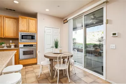 6122 Glen Abbey Way, Fontana, CA 92336 - Photo 17