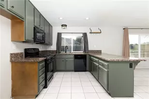 121 Genoa, Upland, CA 91786 - Photo 7