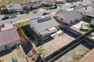 13772 Brynwood St, Victorville, CA 92392 - Photo 5