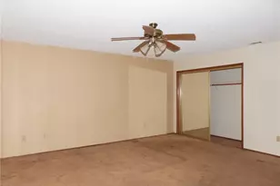 13665 Driftwood, Victorville, CA 92395 - Photo 17