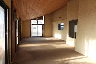 13665 Driftwood, Victorville, CA 92395 - Photo 15