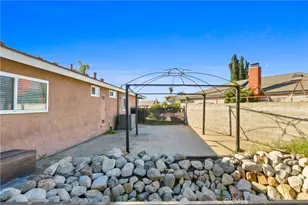12321 Gardenia Pl, Chino, CA 91710 - Photo 19