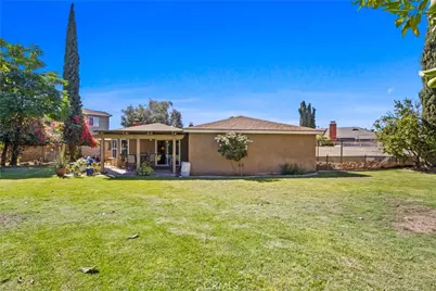 12321 Gardenia Place, Chino, CA 91710 - Photo 15