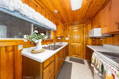 54805 S South Circle, Idyllwild, CA 92549 - Photo 11