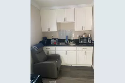 10246 Haddon, Los Angeles, CA 91331 - Photo 13