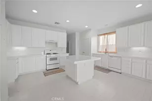 42118 Tropez, Lancaster, CA 93536 - Photo 19