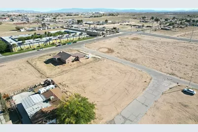 2 Hardy, Adelanto, CA 92301 - Photo 21