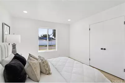 10007 Debra, North Hills, CA 91343 - Photo 25