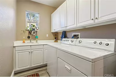 1134 Hazelwood Avenue, Mentone, CA 92359 - Photo 21