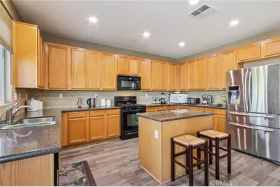 1134 Hazelwood Avenue, Mentone, CA 92359 - Photo 7