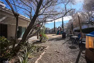 14809 Snake River Ct, Victorville, CA 92392 - Photo 29
