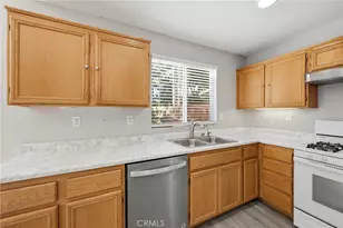 27213 Frost Ct, Menifee, CA 92584 - Photo 15