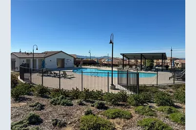7975 Sorrento, Highland, CA 92346 - Photo 33