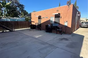 1230 E 68th St, Los Angeles, CA 90001 - Photo 3