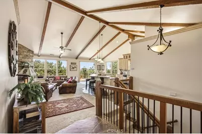 27920 Matterhorn, Lake Arrowhead, CA 92352 - Photo 7