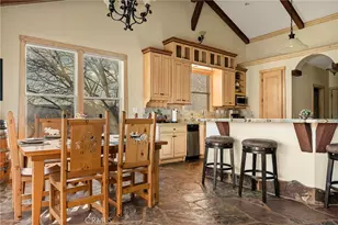 27920 Matterhorn, Lake Arrowhead, CA 92352 - Photo 7