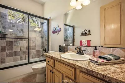 27920 Matterhorn, Lake Arrowhead, CA 92352 - Photo 37