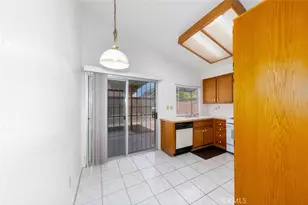 16880 Glennaire Ave, Victorville, CA 92395 - Photo 9